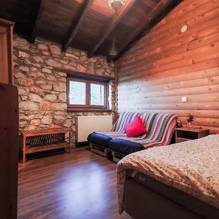 Mountain Stonehouse - By Alseides